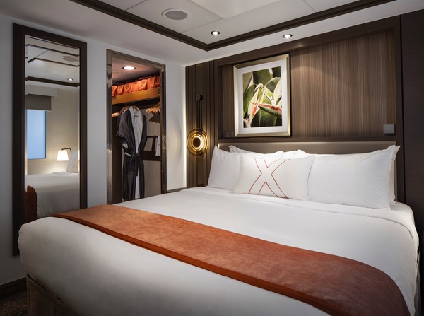 Celebrity Cruises Celebrity Silhouette Celebrity Suite - Credit - ©CEL 2.jpeg